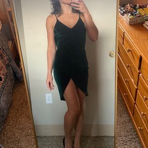 Green velvet backless cocktail dress